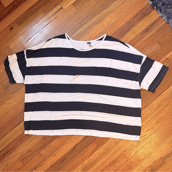 OLD NAVY 3-Pack bundle. Oversized Short Sleeve shirts size XL - Picture 2 of 7